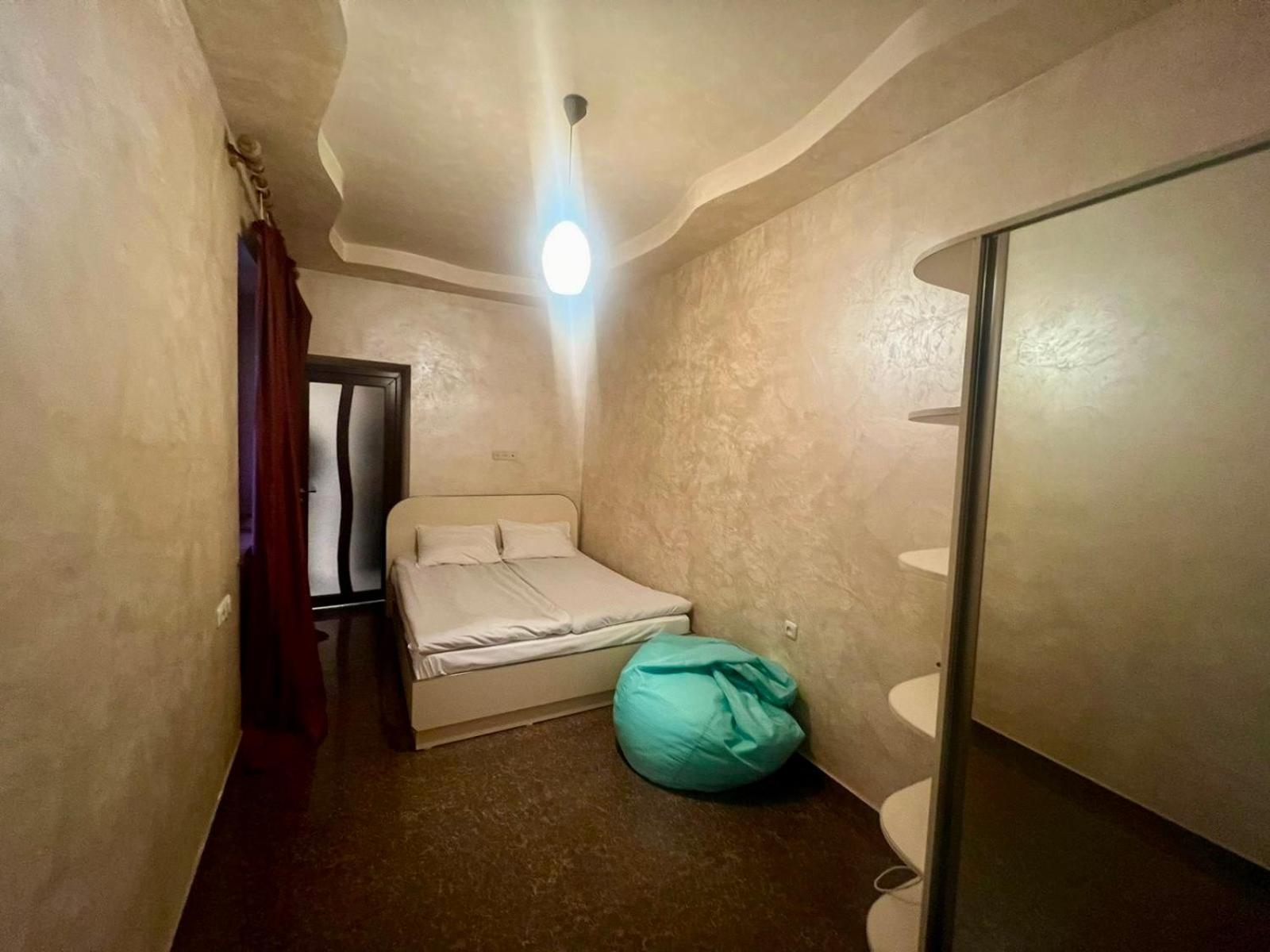 Luxury Apartment With Jacuzzi On Republic Square เยเรวาน ภายนอก รูปภาพ